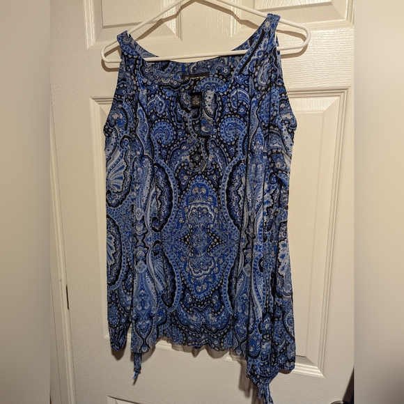 INC top - Picture 1 of 3